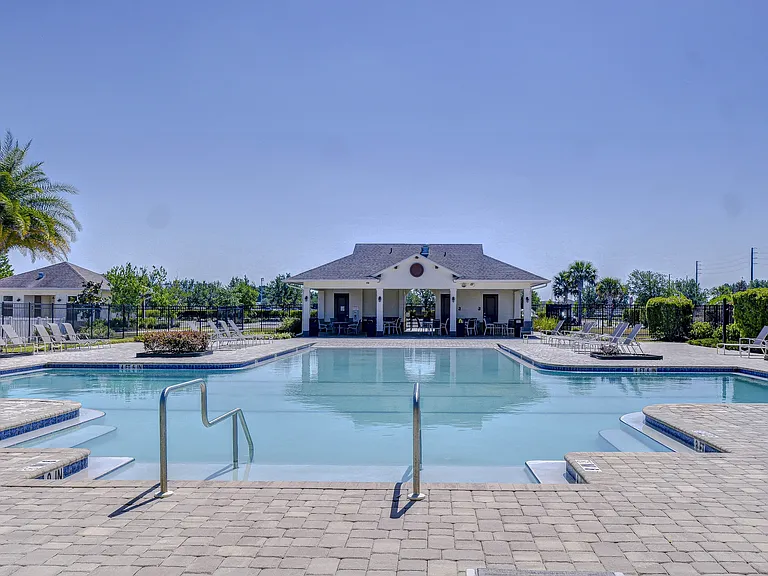 6731 Castle Green Pl — Photo 9