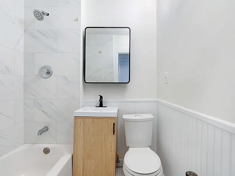 67 Franklin St #3 — Photo 14