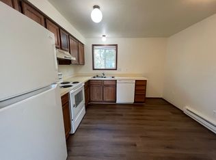 2 Bed, 1 Bath Duplex with Garage, Bellingham, WA 98225