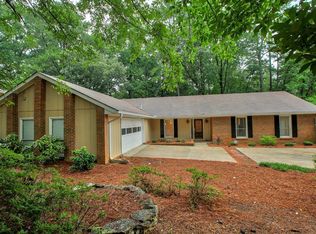 4535 E Kings Point Cir, Dunwoody, GA 30338