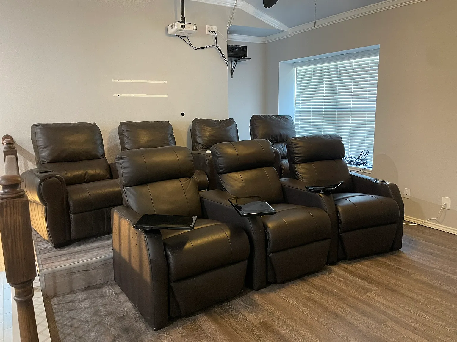 5 bed, 2855 sqft, $6,900 — Photo 3