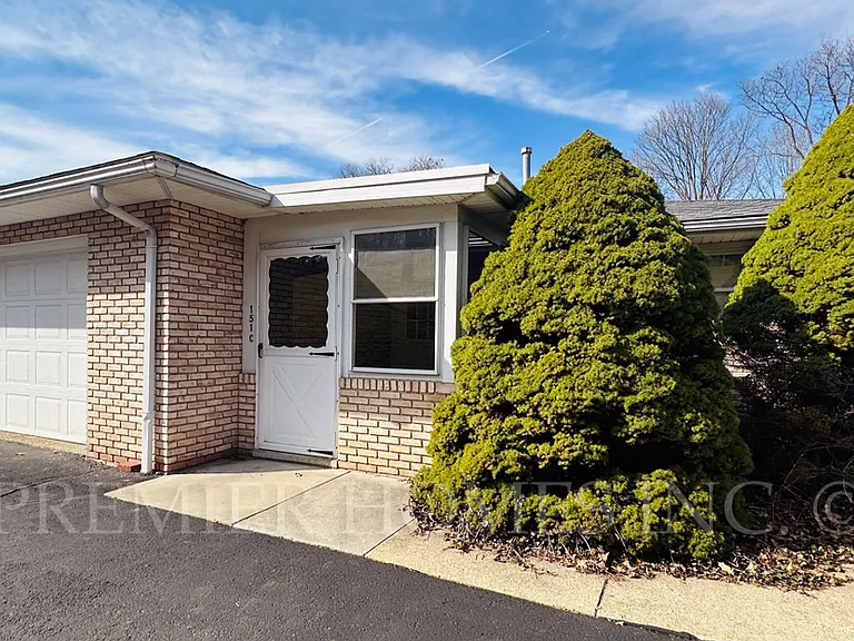151 E Jones St #C — Photo 1