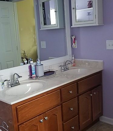 Master Bath 1 of 2