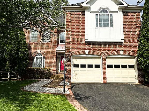 2nd image of 2975 Caribbean Ct