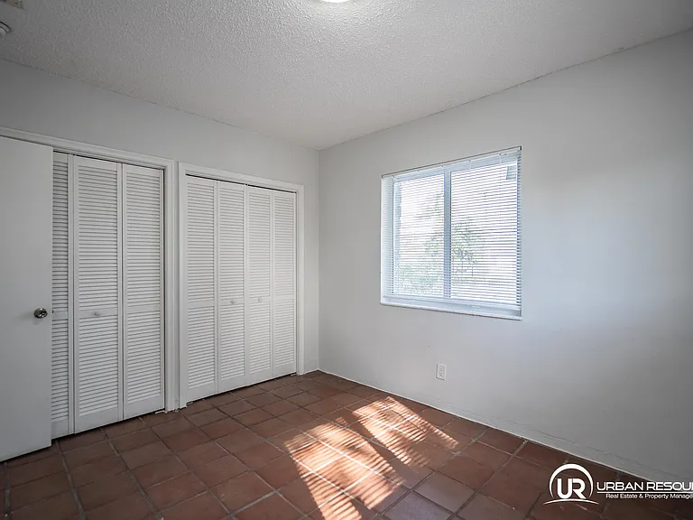 6650 Miller Dr #20 — Photo 16