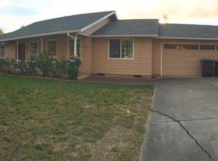 3003 Waterford Ct, Medford, OR 97504