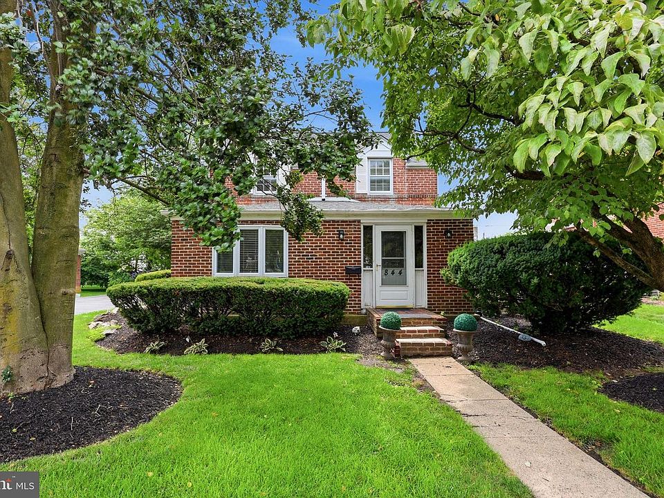 1st image of 844 Burmont Rd