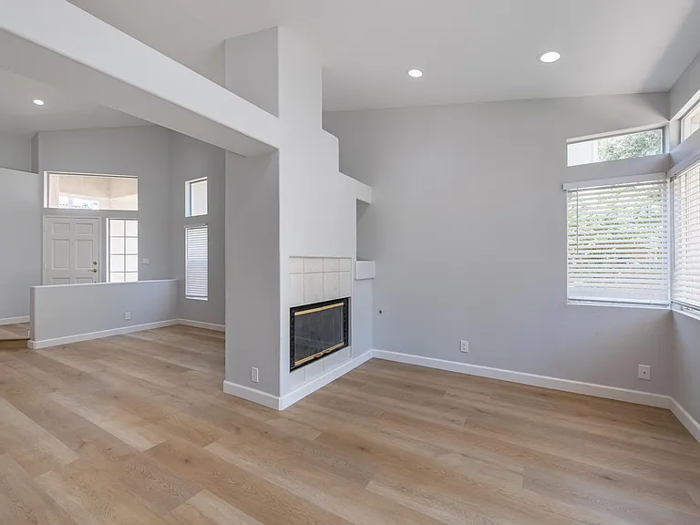 4774 Rhapsody Dr — Photo 11