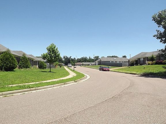 5th image of 9227 Crimson Mill Dr