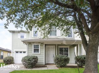 411 Remington Creek Dr, Houston, TX 77073