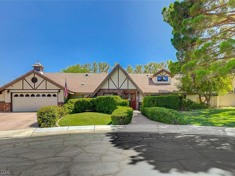 1st image of 11 Pheasant Ridge Cir
