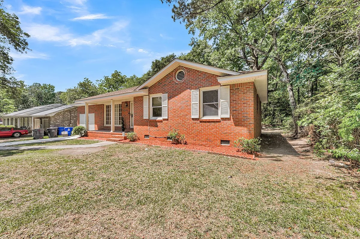 Building Photo - 5472 Califf Rd N