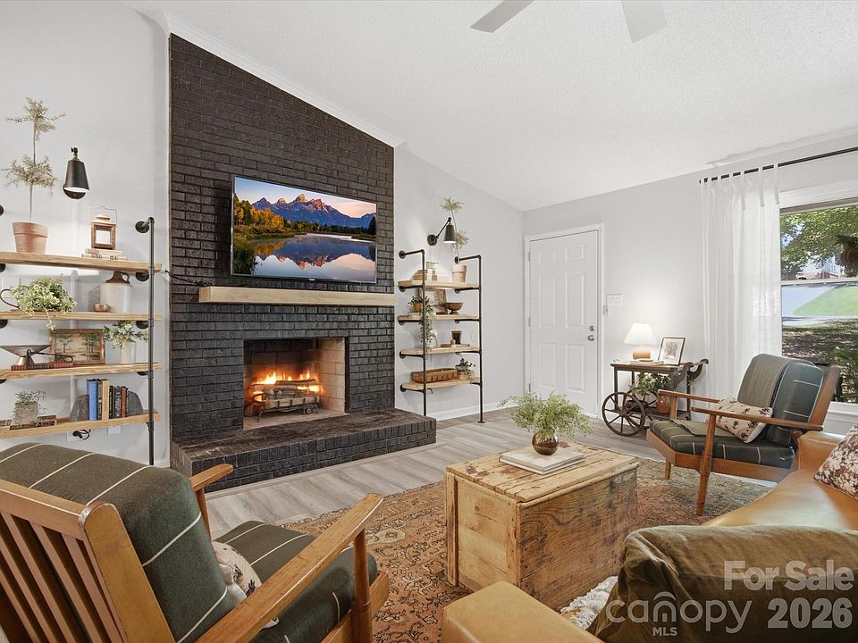 1st image of 2765 Stockwood Dr