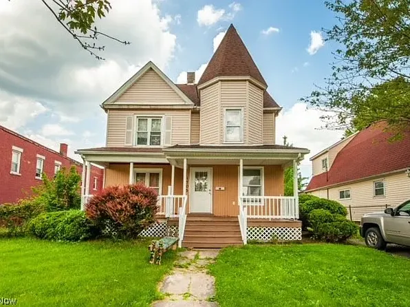 1705 E 29th St, Lorain, OH 44055