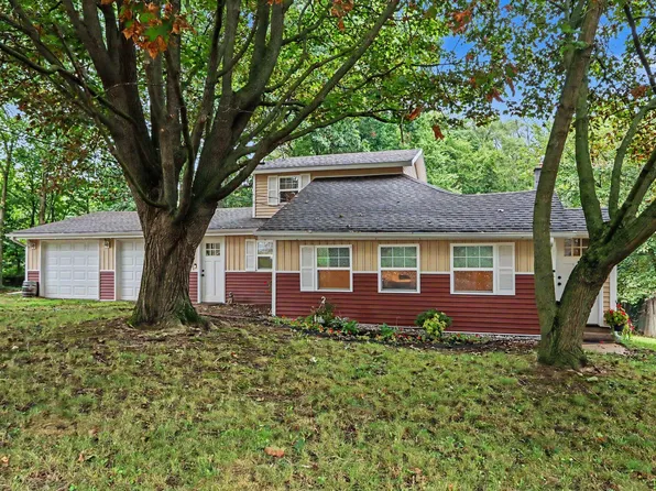 136 Florence St, Otsego, MI 49078