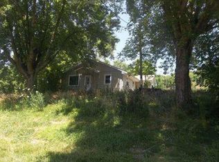 135 SE Mount Zion Rd, Saint Joseph, MO 64504