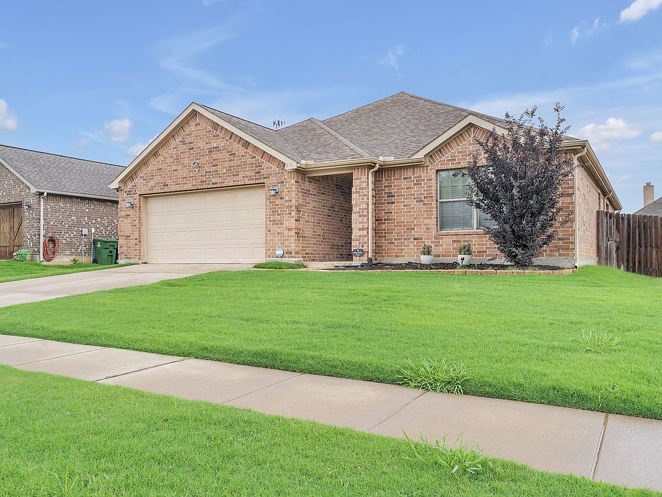 1st image of 316 Valley Dr