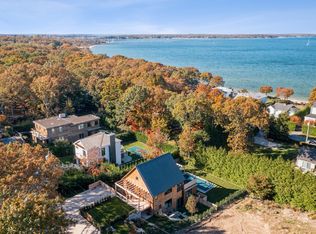 9 Gull Rock Rd, Sag Harbor, NY 11963