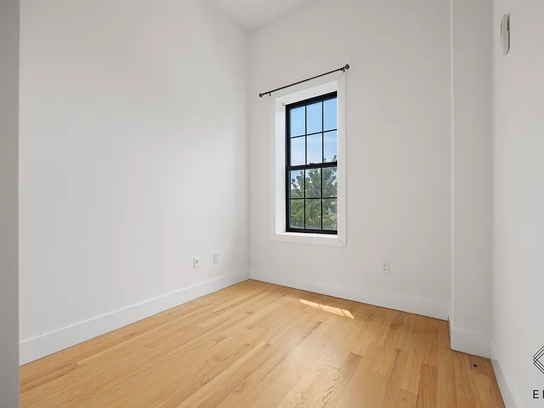 133 23rd St #3B — Photo 11