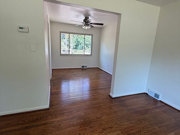 5th image of 1214 Lakemont Dr