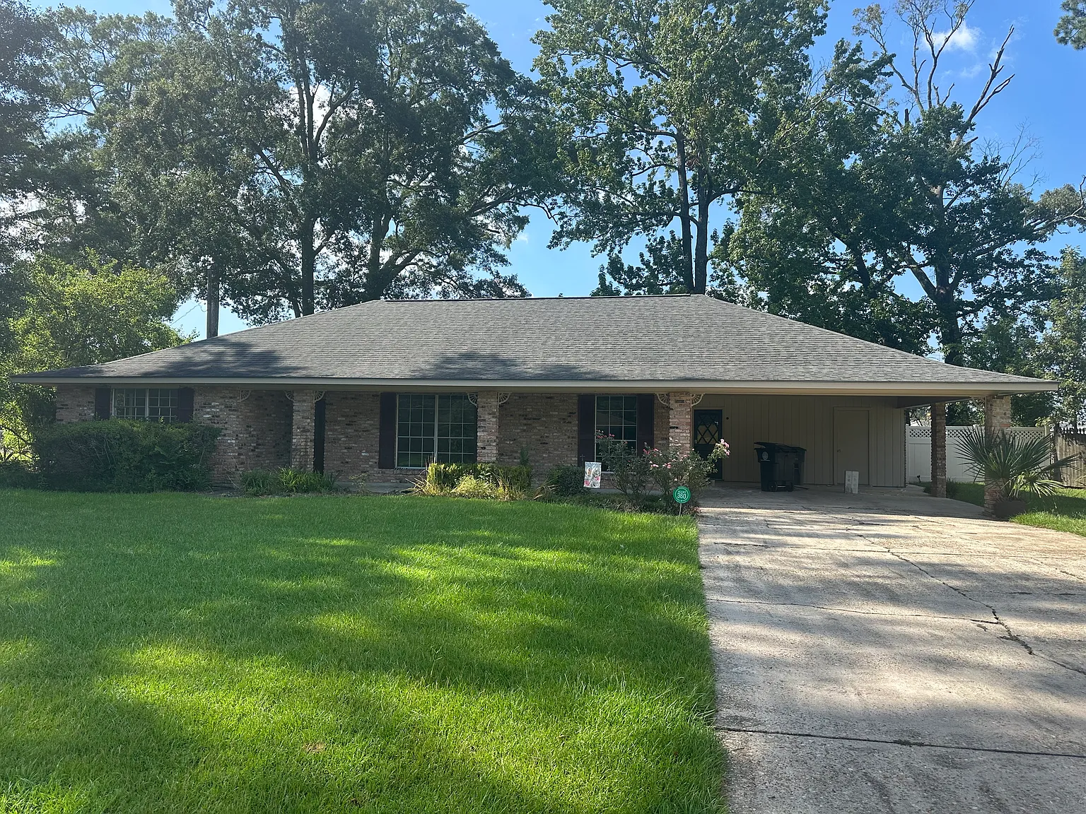 4 bed, 1809 sqft, $2,100 — Photo 1