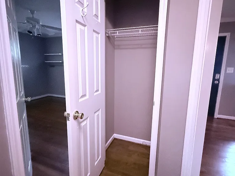 317 Hilltop Circle Ext SW — Photo 19