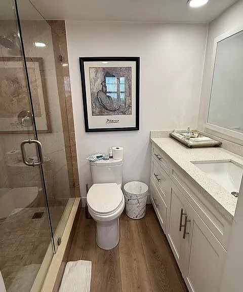 250 Jacaranda Dr #804 — Photo 15