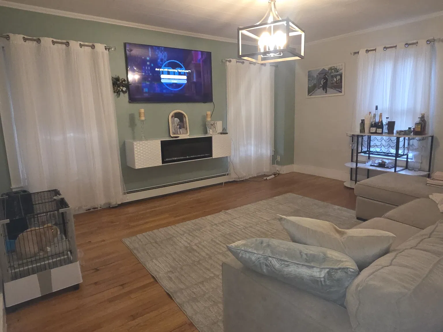 2 bed, $2,700 — Photo 1