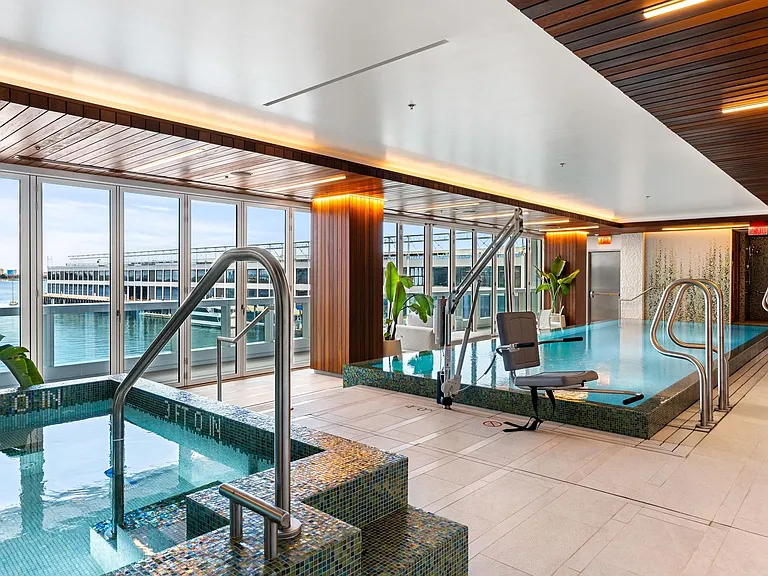 150 Seaport Blvd #C — Photo 30