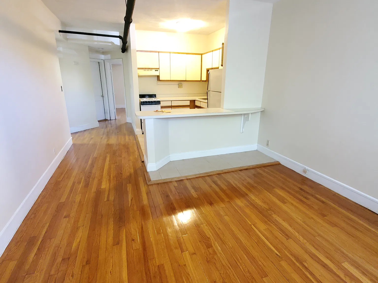 1 bed, 625 sqft, $2,000 — Photo 4