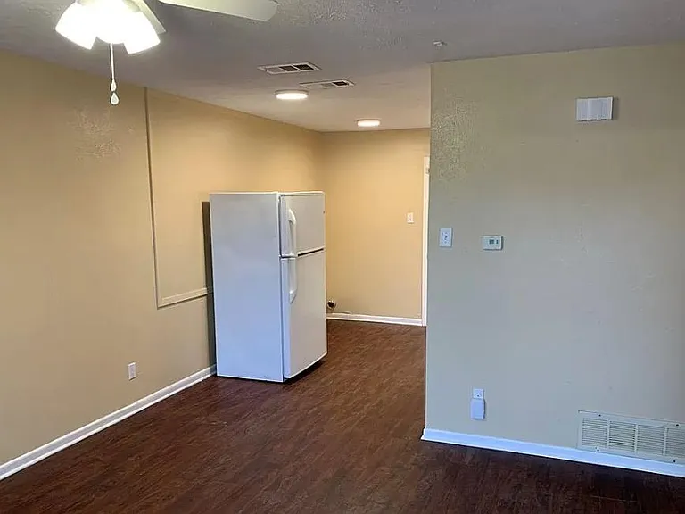 1403 Janis Dr #A — Photo 5