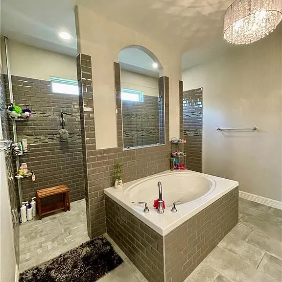 1813 Monterey Bay Dr — Photo 10