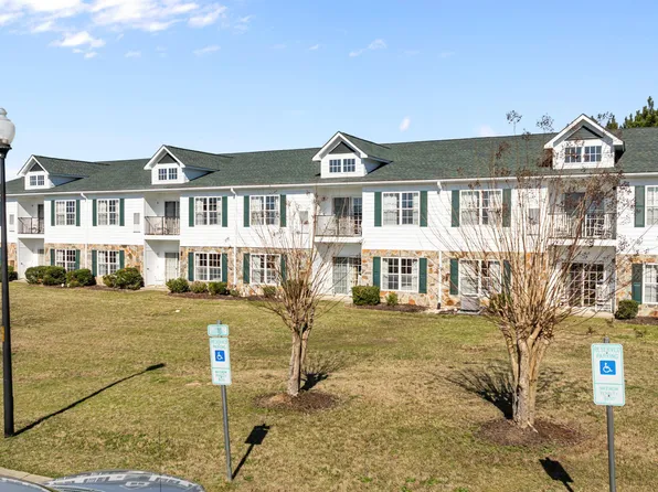 510 Little River Farm Boulevard #106b, Carthage, NC 28327