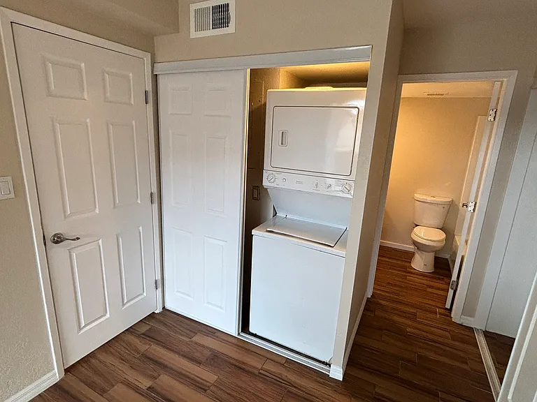 3601 W Tierra Buena Ln #Phoenix 85053 — Photo 11
