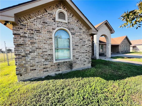 1806 Sapphire St, Penitas, TX 78576