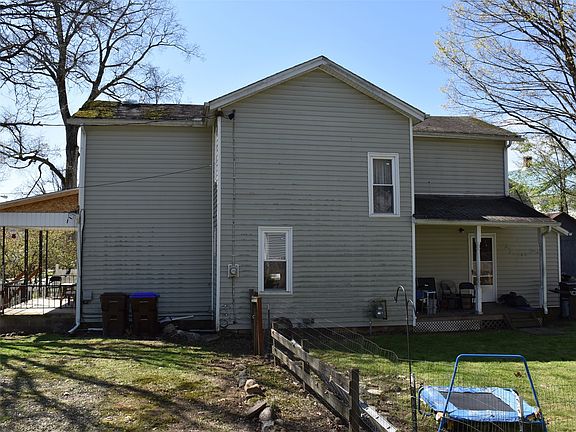 4th image of 505 N 1st St