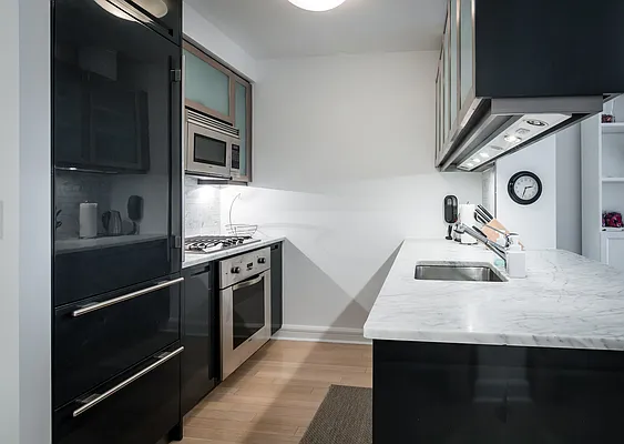 Rented by BLU Real Estate | media 9