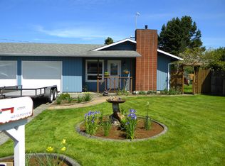 4206 Elmwood St, Tillamook, OR 97141