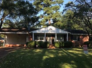 1903 Queens Rd, Albany, GA 31707