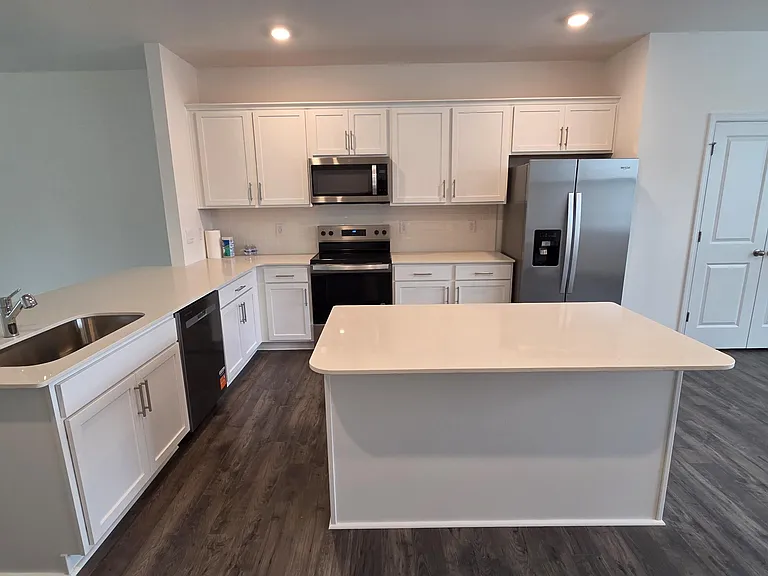 803 Lucky Clover Way — Photo 5