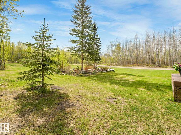 3rd image of 462054 Range Rd #11-220