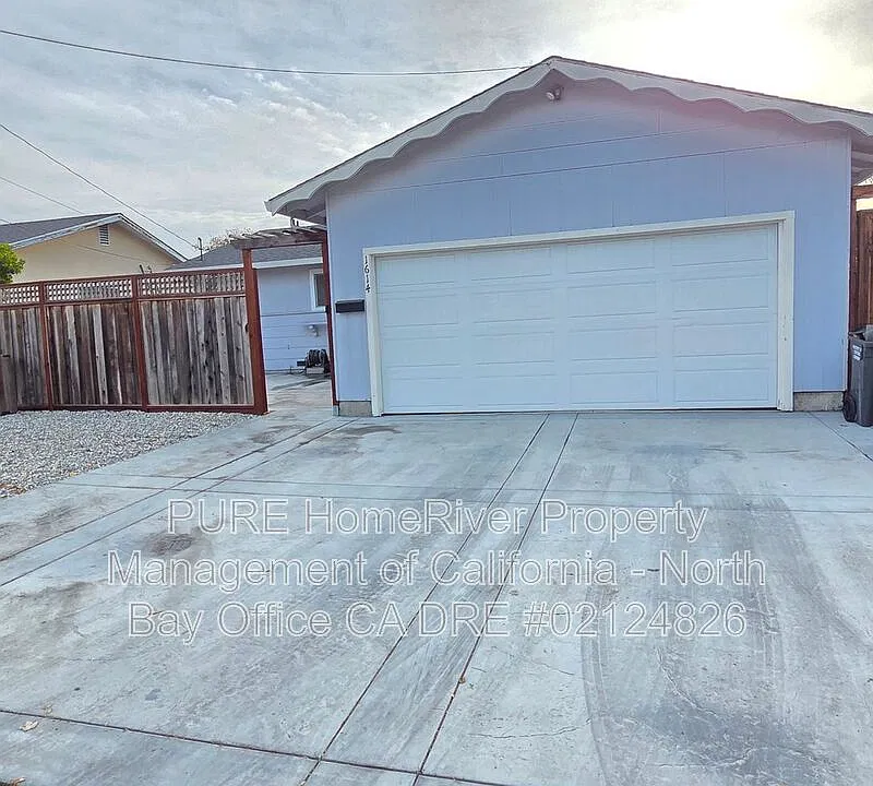 1614 Weaverly Dr