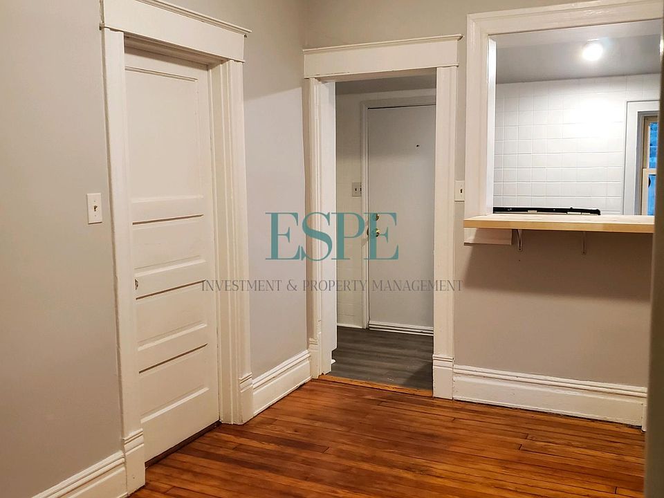 1st image of 3236 Cliff Ave