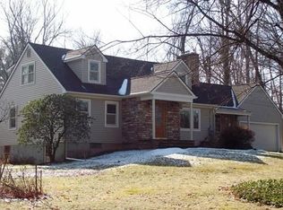 25 Highmoor Dr, Wilbraham, MA 01095