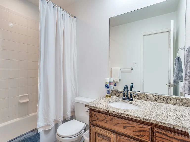 7110 Waterbury Dr — Photo 11