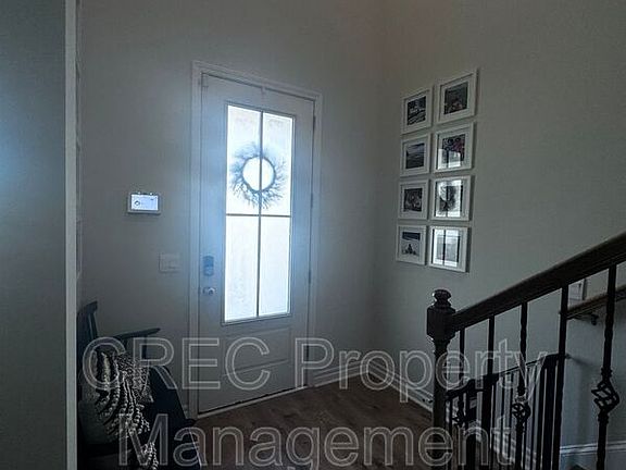 5th image of 126 Brant Dr