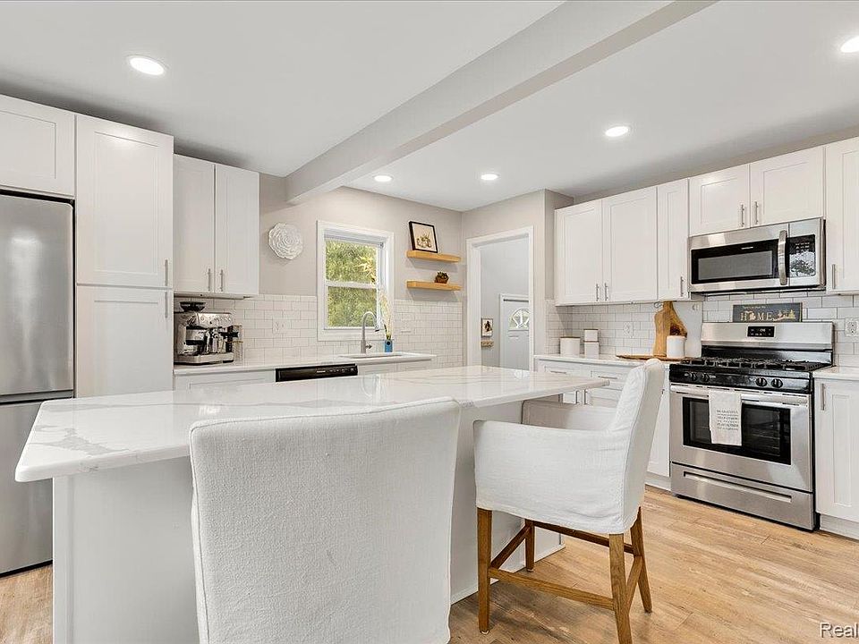 173 W Evelyn Ave, photo 13