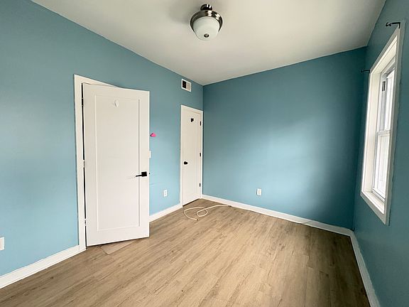 4th image of 86 Sherman Ave APT 1