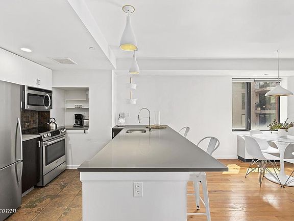 5th image of 189 Avenue C APT 5D