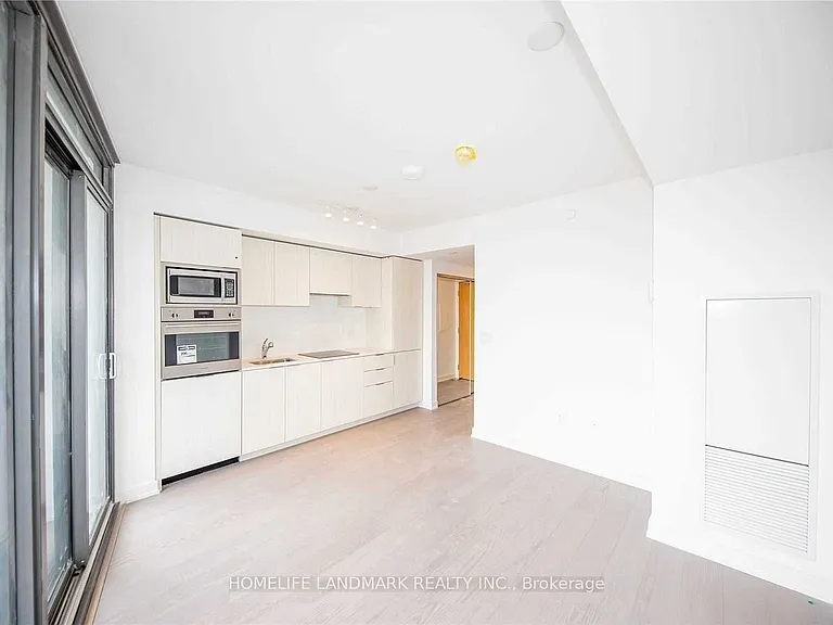 11 Wellesley St W #912 — Photo 4